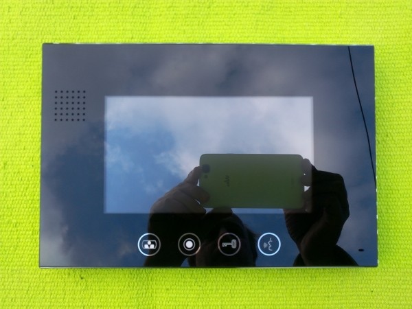 ABV31 Bildschirm MT670C-CK2 schwarz / Glasfront / 7 Zoll